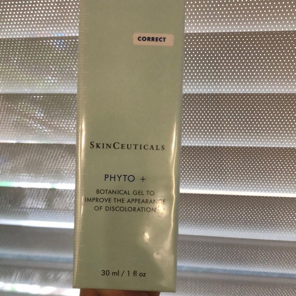 SkinCeuticals Other - SkinCeuticals Phyto+ Serum for Radiant Skin